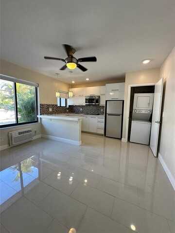 207 SE 10th Terrace, Fort Lauderdale, FL 33301