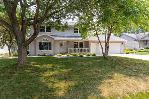 N390 TAMARACK Drive, APPLETON, WI 54915