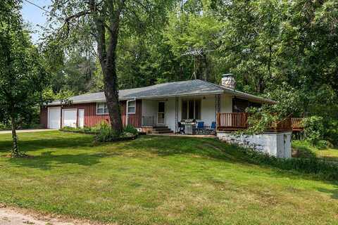 N2746 GIVENS Road, HORTONVILLE, WI 54944