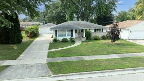 633 11TH Street, MENASHA, WI 54952