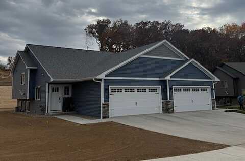 4901 Woodland Park Drive, Eau Claire, WI 54701
