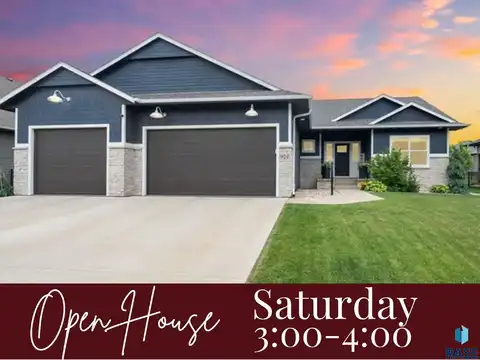 920 S Torrey Pine Ln, Sioux Falls, SD 57110
