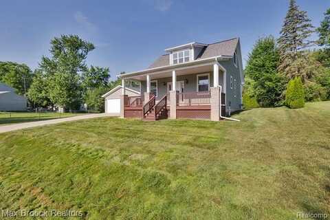 1080 Oregon Boulevard, Waterford, MI 48327