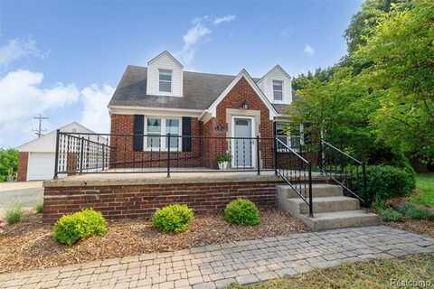 514 E Avon Road, Rochester Hills, MI 48307