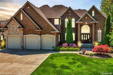 2916 Woodstock Circle, Port Huron, MI 48060