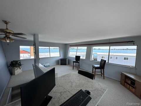 444 N Main Street, Marine City, MI 48039