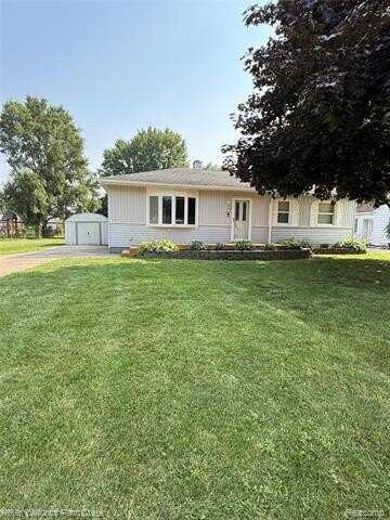 2374 Lee Avenue, Shelby, MI 48317