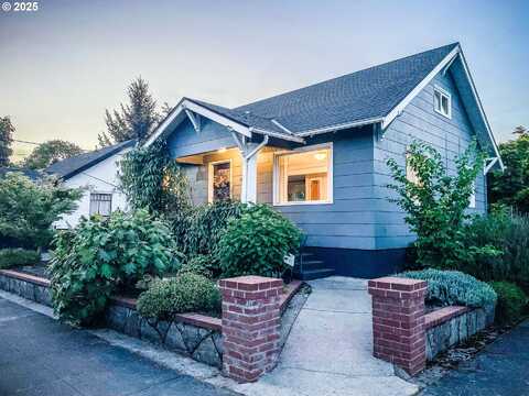 1035 NE KILLINGSWORTH ST, Portland, OR 97211