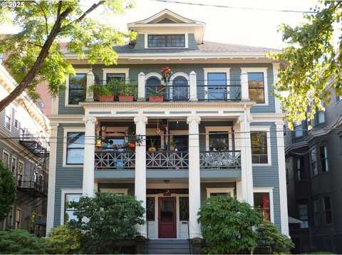2058 NW FLANDERS ST, Portland, OR 97209