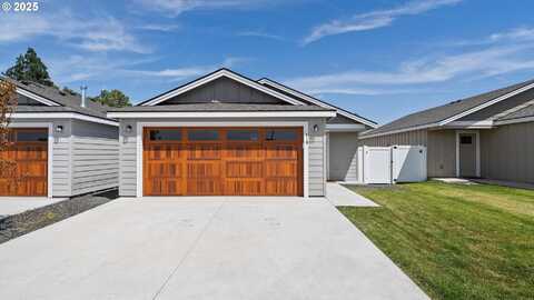 610 TINLEY ST, Stanfield, OR 97875