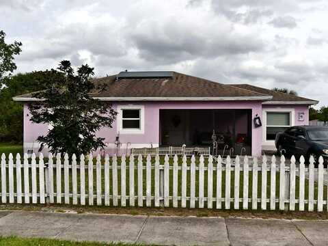 812 N 21 Street, Fort Pierce, FL 34950