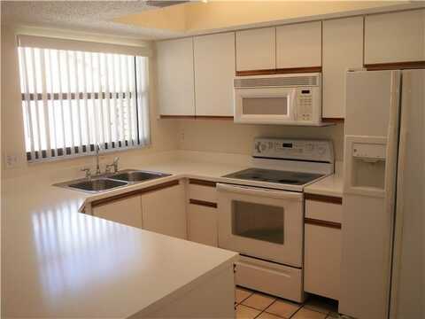 13717 Yarmouth Drive, Wellington, FL 33414