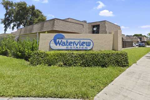 2804 Waterview Circle, Palm Springs, FL 33461