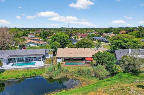 19811 W Oakmont Drive, Hialeah, FL 33015