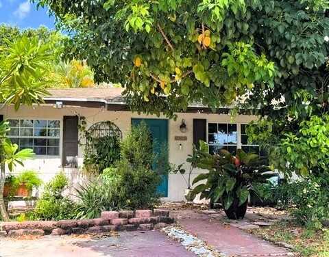 3803 Heather Drive W, Greenacres, FL 33463