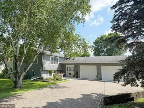 565 Lake Drive W, Annandale, MN 55302