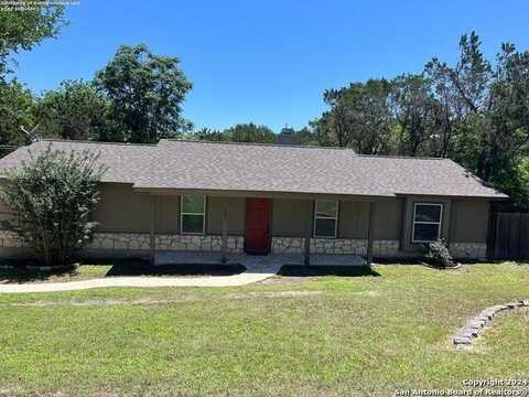 221 DOESKIN DR, Boerne, TX 78006