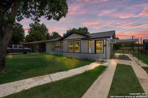 142 Palfrey, San Antonio, TX 78223