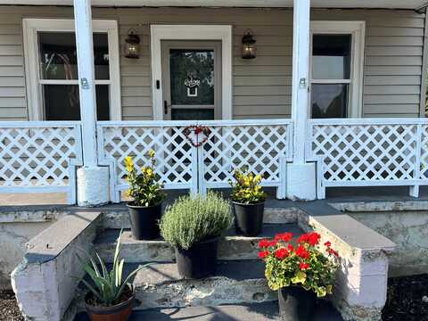 27817 N North Rd, Deer Park, WA 99006