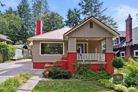 437 W Shoshone Pl, Spokane, WA 99203