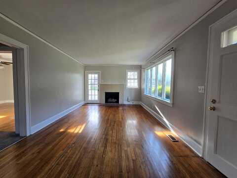 13 Wactor Street, Sumter, SC 29150