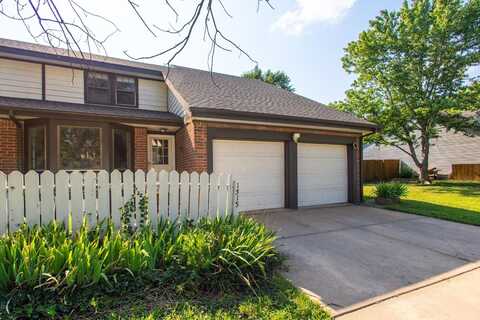 1515 S Goebel, Wichita, KS 67207