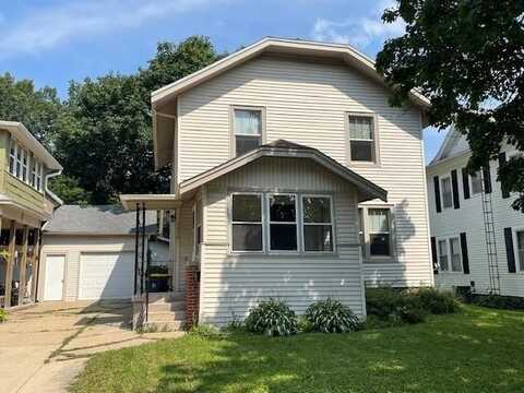 1610 17th Avenue, Monroe, WI 53566