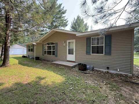 817 Elk Drive, Adams, WI 53910
