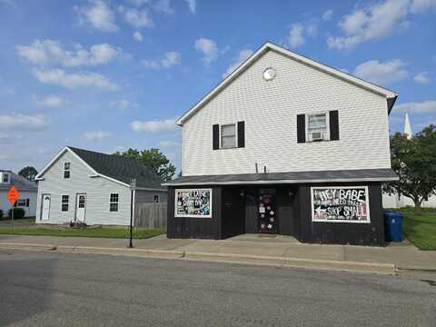 1915 S Main Street, Hazel Green, WI 53811