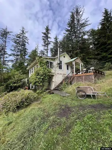 Nhn Tenakee Ave., Tenakee Springs, AK 99841