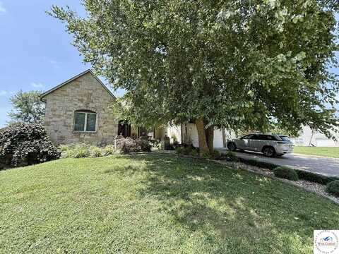 55 NW 241, Clinton, MO 64735