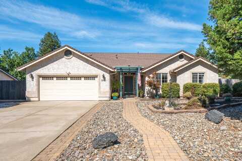 3202 Dartford Drive, Shasta Lake, CA 96019