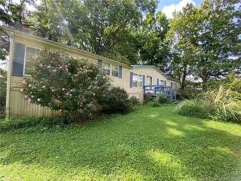 3205 Hatchery Lane, Crandall, IN 47114
