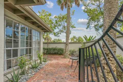 64 Dolphin Dr, Saint Augustine, FL 32080
