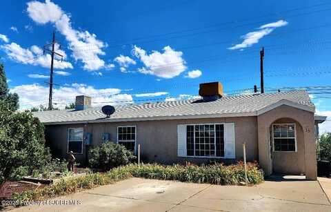 801 HACIENDA Lane, Bloomfield, NM 87413