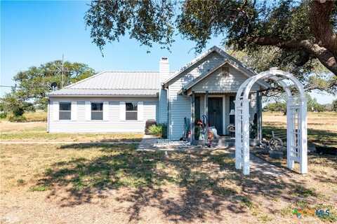478 Fm 136, Woodsboro, TX 78393