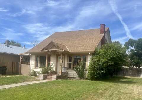 528 Pennsylvania Avenue, Medford, OR 97501