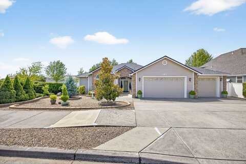 362 Leandra Lane, Eagle Point, OR 97524