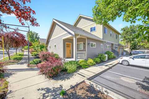 1245 Iowa Street, Ashland, OR 97520