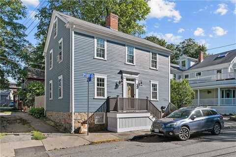 26 Perry Street, Newport, RI 02840