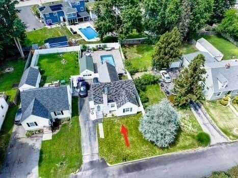 37 Atlantic Boulevard, North Providence, RI 02911