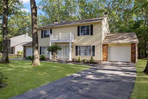 30 Eagle Run, Warwick, RI 02889