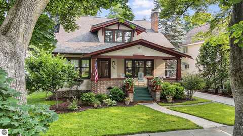 524 W Eighth Street, Traverse City, MI 49684