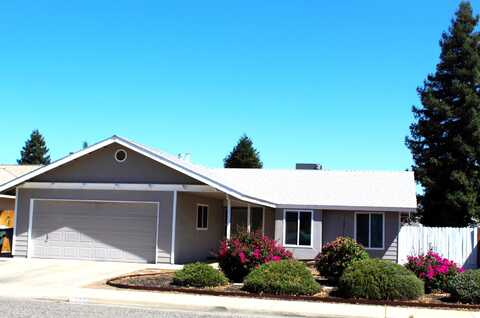 1300 San Lucia Avenue, Porterville, CA 93257