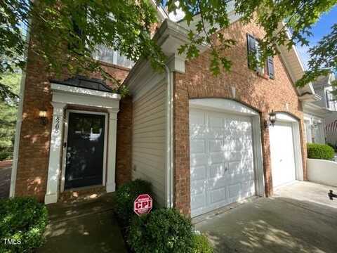 8203 Saltwood Place, Raleigh, NC 27617