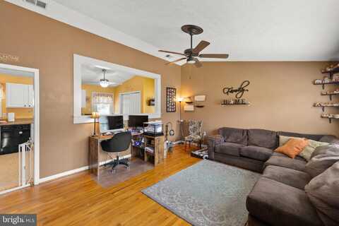 119 SUMMER LAKE DRIVE, STEPHENS CITY, VA 22655