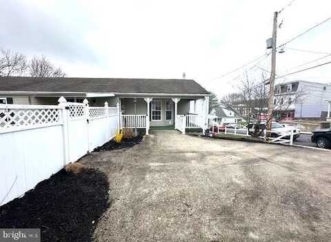 1015 W RACE STREET, POTTSVILLE, PA 17901