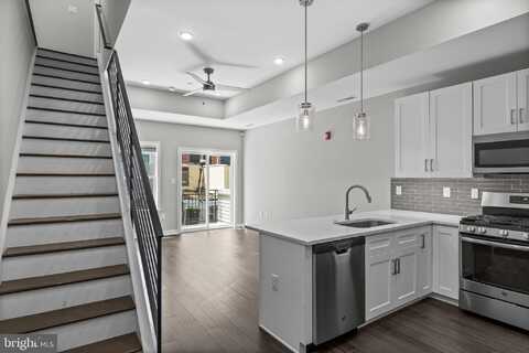 1906 E HAGERT STREET, PHILADELPHIA, PA 19125