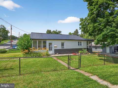 102 ALTOONA AVENUE, ENOLA, PA 17025