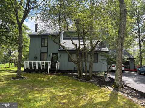 129 SEGATTI CIRCLE, BUSHKILL, PA 18324